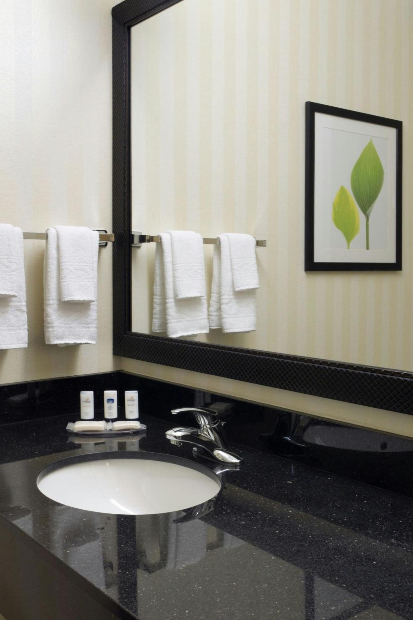 Fairfield By Marriott Tacoma Puyallup Exterior photo