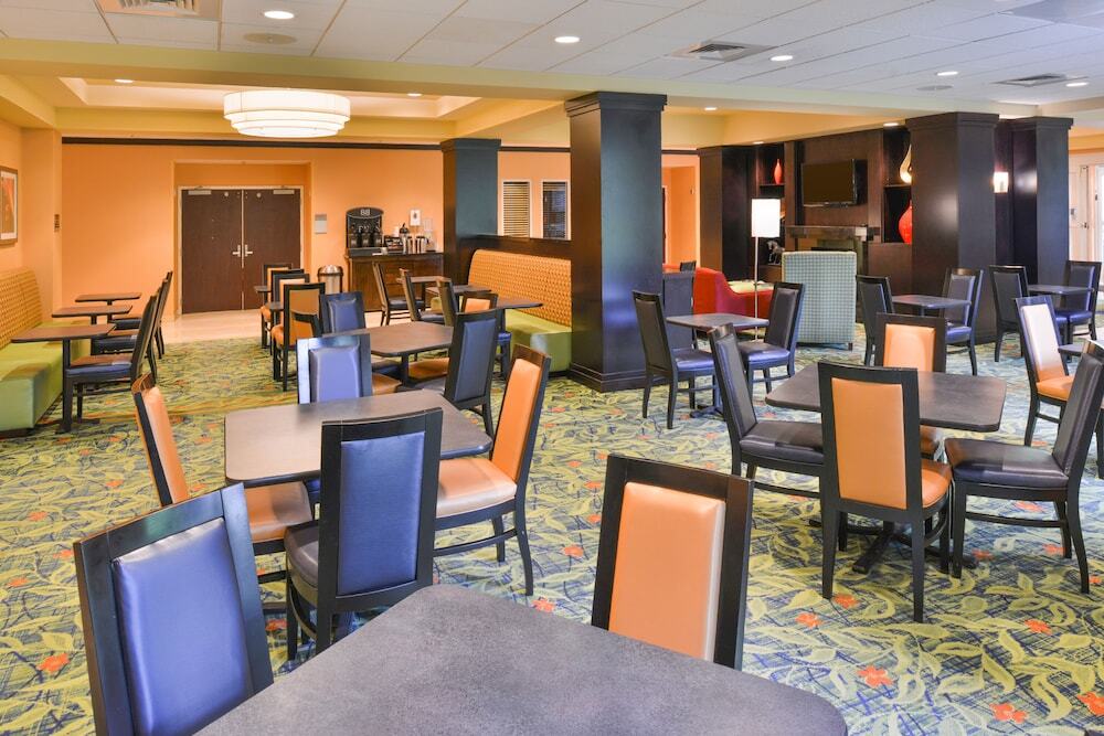 Fairfield By Marriott Tacoma Puyallup Exterior photo
